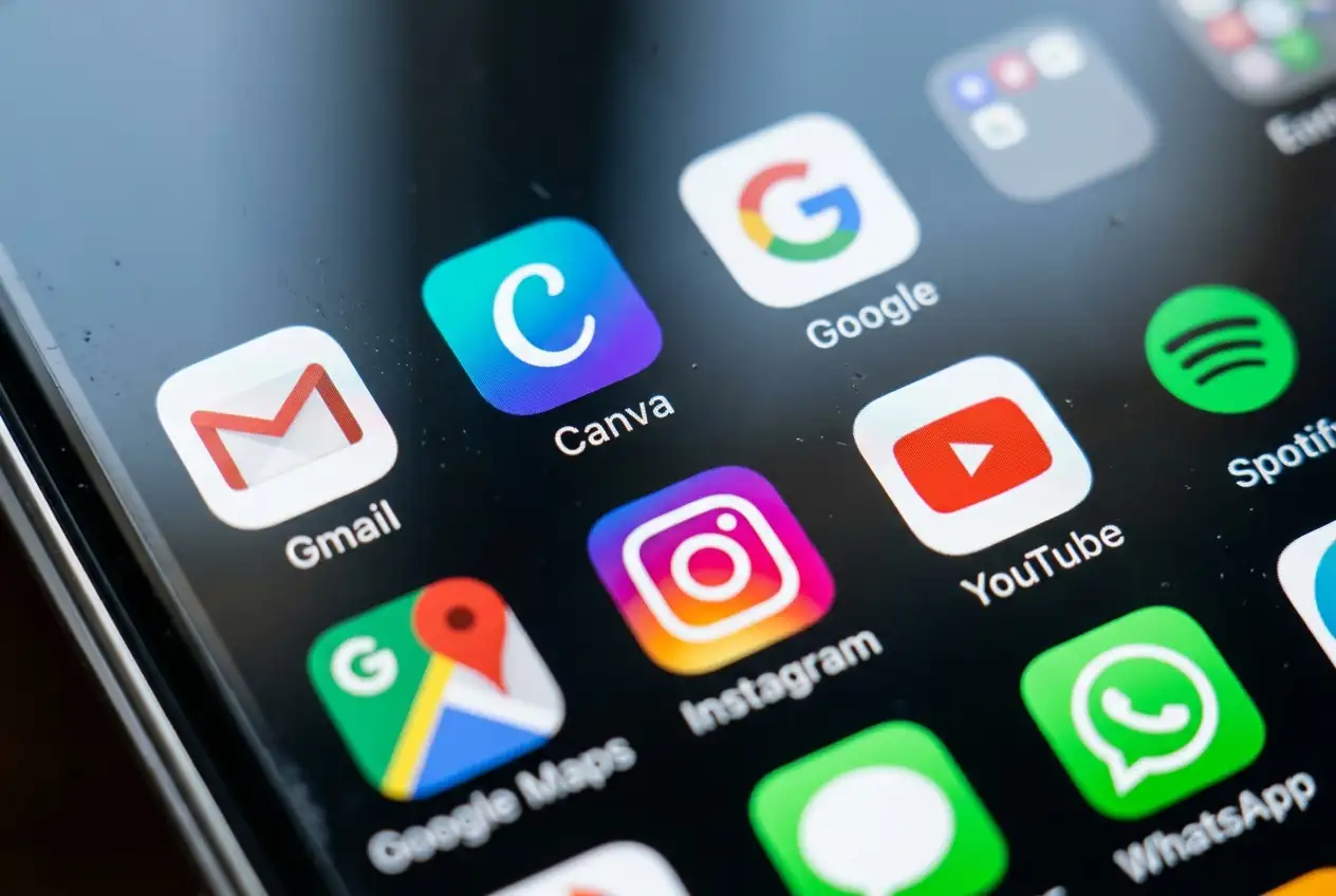 Canva Unveils AI 2.0, Challenging Adobe for Enterprise Customers