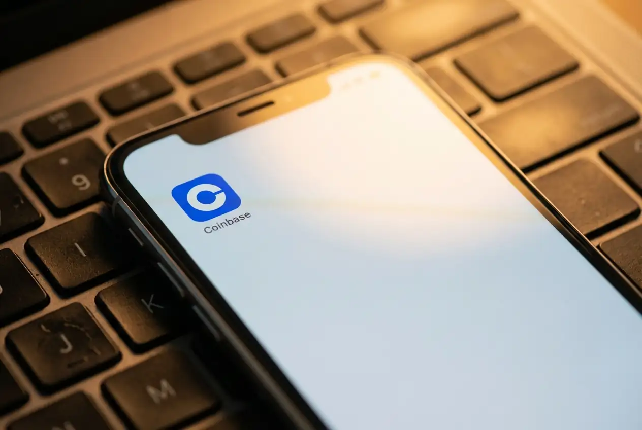 ARK's Circle Bet and Iran Peace Hopes Lift Coinbase — But Can a 4% Bounce Erase Last Week's Damage?