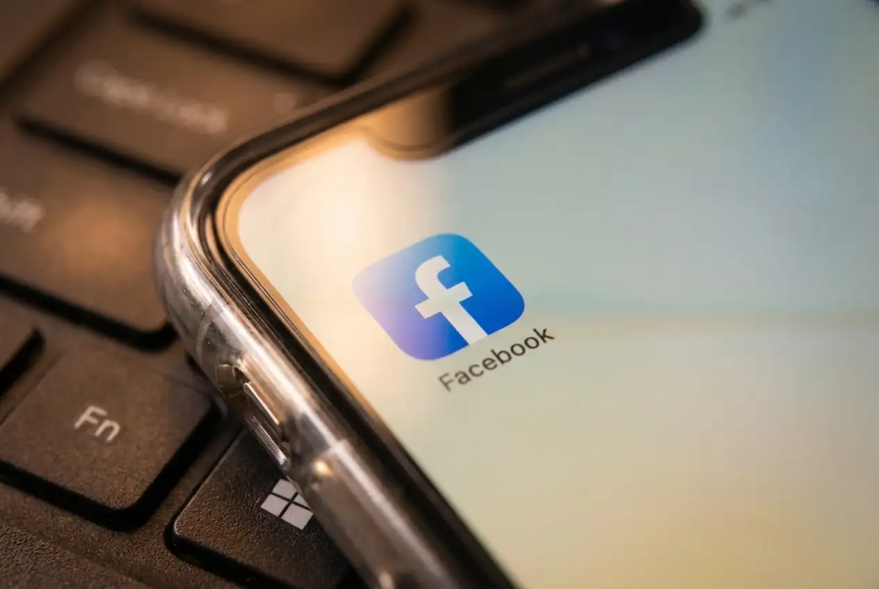 Snap Hits 52-Week Low, Facing Stiff TikTok Competition and Slowing Growth