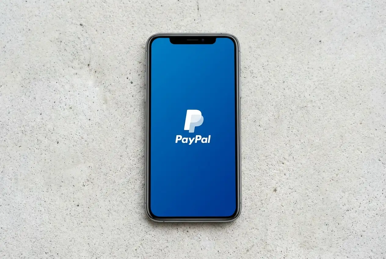 PayPal's fourth quarter results miss estimates, guides for a potential 2026 EPS decline.