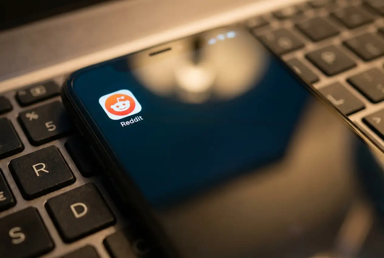 Reddit Subpoenaed for User Data, Targeting Anonymous ICE Critic